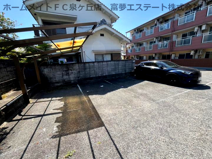 ラシャンブル福田1号館の駐車場