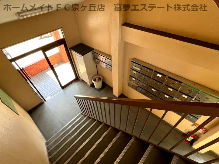 ラシャンブル福田1号館のロビー