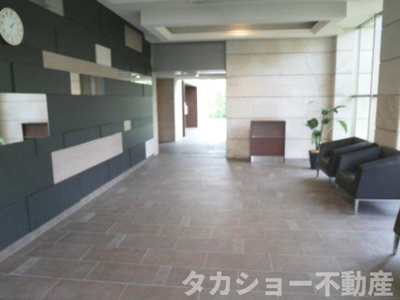 【エントランス】 | ヴェレーナシティ稲毛海岸 | エントランスです