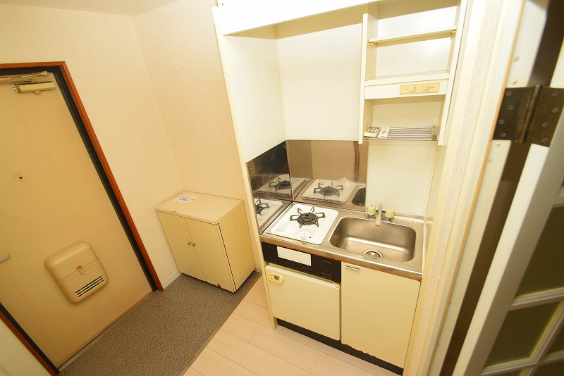 東大阪市御厨栄町２丁目の賃貸マンションの内装