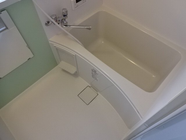 シャトー三木の浴室