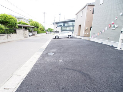 【駐車場】 | Cradle garden　国見町藤田　第３　１号棟 | 出し入れしやすい駐車場です♪