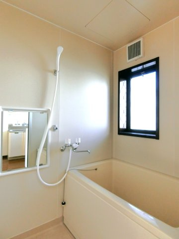 メゾン田中Cの浴室