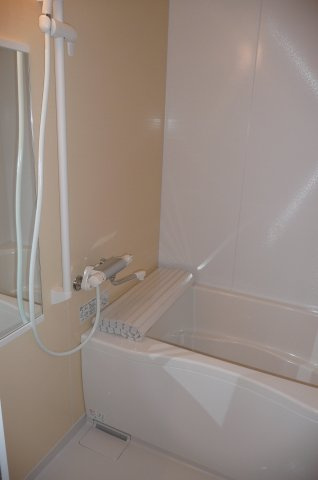 へーベルメゾン京田辺の浴室