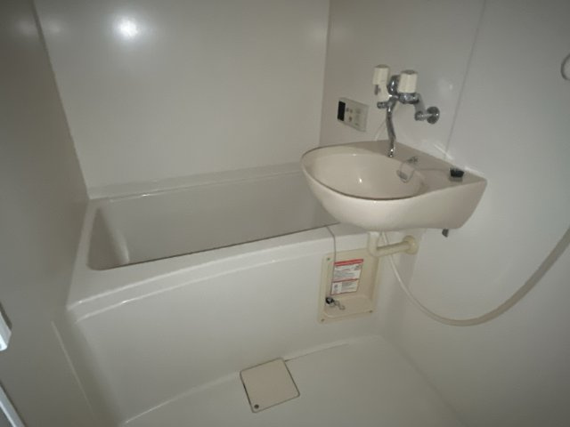 コーポはやのやの浴室