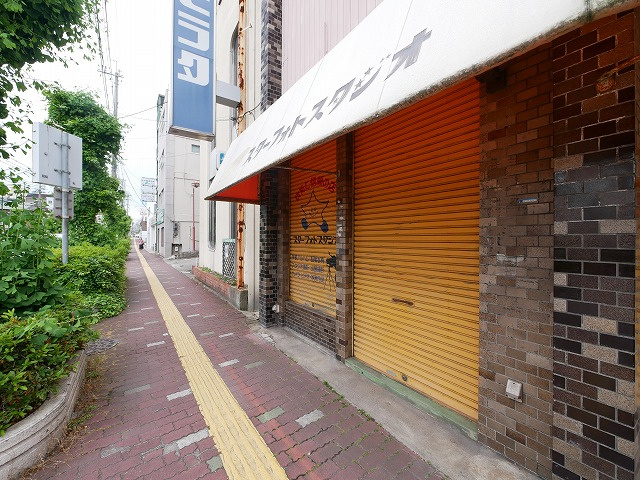 富士商行奈良ビルの周辺