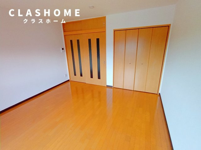 縁の寝室