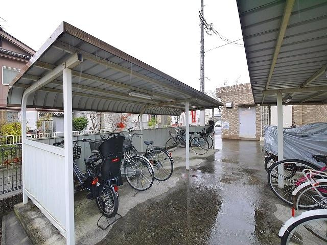 ボナール2000のその他共用部分|自転車置き場