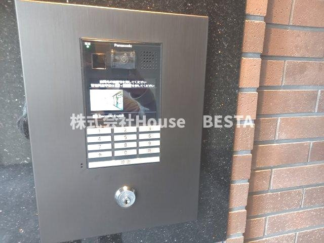 プレサンス兵庫駅前のエントランス