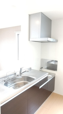 【キッチン】 | アムール常盤 | コンパクトなキッチンで掃除もラクラク