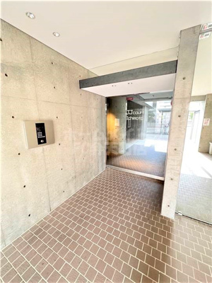 【エントランス】 | JJCOURT市元 | 落ち着いたエントランスです