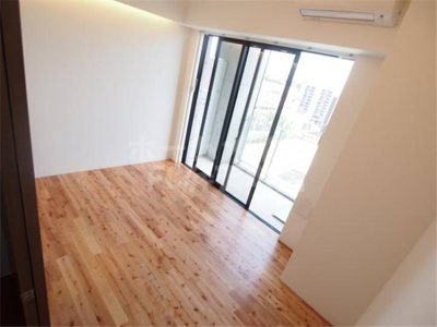 【居間・リビング】 | JJCOURT市元 | こちらの居間で趣味の時間をお楽しみください