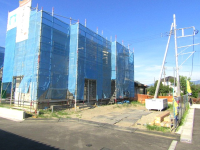 【駐車場】 | ブルーミングガーデン中央市東花輪　3号棟 | 駐車場の用意があります