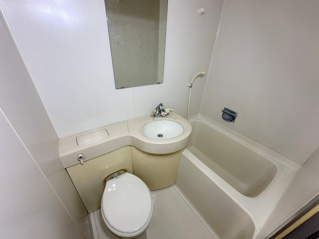 神宮吉田マンションの浴室