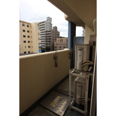 【バルコニー】 | シェーネブルグ | 別号室の写真になります。現況優先。
