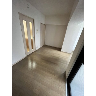 【居間・リビング】 | スタシオン大濠公園 | 別号室の写真になります。現況優先。