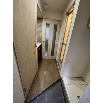 【玄関】 | スタシオン大濠公園 | 別号室の写真になります。現況優先。