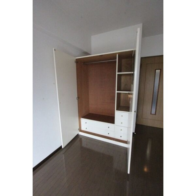 【収納】 | ジュネスドミール | 別号室の写真になります。現況優先。