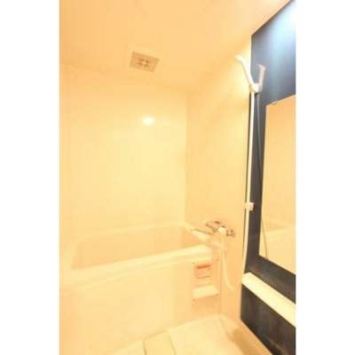 【浴室】 | マーキーズ空港前 | 別号室の写真になります。現況優先。