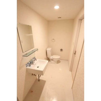 【洗面所】 | マーキーズ空港前 | 別号室の写真になります。現況優先。