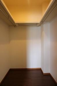 【収納】 | アヴァンティ千代 | 別号室の写真になります。現況優先。