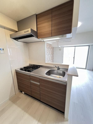 【キッチン】 | ウインステージ箱崎Ⅱ | 別号室の写真になります。現況優先。