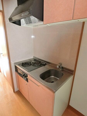 【キッチン】 | ピュアドーム箱崎ステーション | 別号室の写真になります。現況優先。