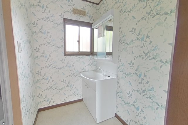 ６３３１５　瑞穂市穂積中古戸建ての洗面所