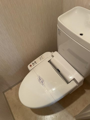 【トイレ】 | ラフィネス薬院ウエストタワー | 別号室の写真になります。現況優先。