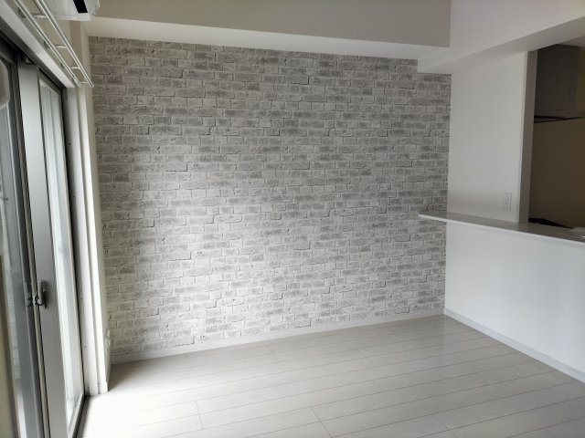 【居間・リビング】 | Modern Palazzo 美野島NEURO | 別号室の写真になります。現況優先。
