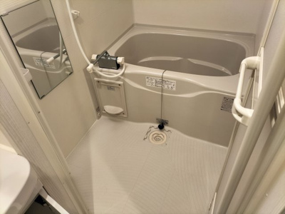【浴室】 | Modern Palazzo 美野島NEURO | 別号室の写真になります。現況優先。