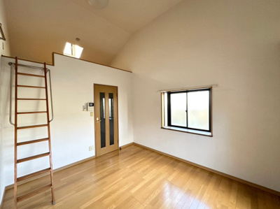 【洋室】 | クオリティ荒江２ | 別号室の写真になります。現況優先。