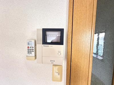 【セキュリティ】 | クオリティ荒江２ | 別号室の写真になります。現況優先。