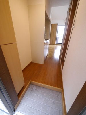 【玄関】 | ワイズココ | 別号室の写真になります。現況優先。