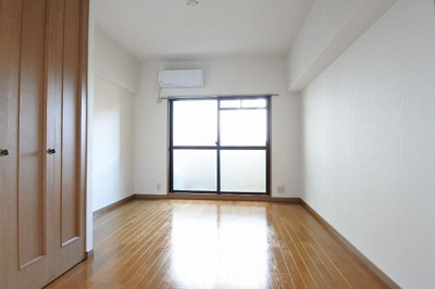 【居間・リビング】 | CASSIA天神南 | 別号室の写真になります。現況優先。