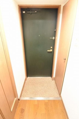 【玄関】 | CASSIA天神南 | 別号室の写真になります。現況優先。