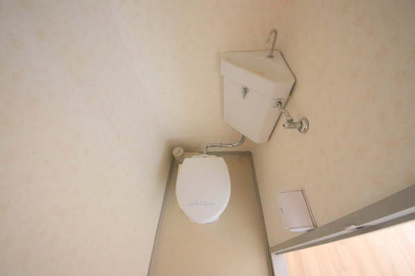 離宮苑のトイレ