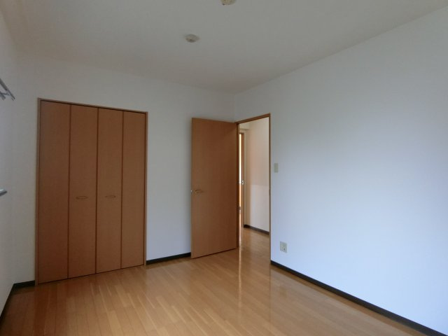 スカイマンションEの洋室
