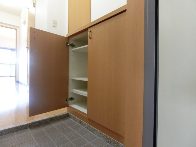 スカイマンションEの収納