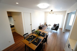 【居間・リビング】 | 【上質リノベ】クレアガーデン高須A棟 | 室内（2024年8月23日10：00頃）撮影