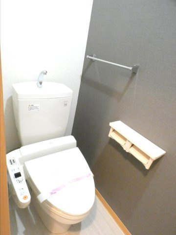 【トイレ】 | カントリーヒルズ東岐波 | シンプルで使いやすいトイレです
