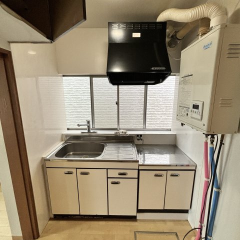 室蘭市高砂町1丁目5-16戸建のキッチン