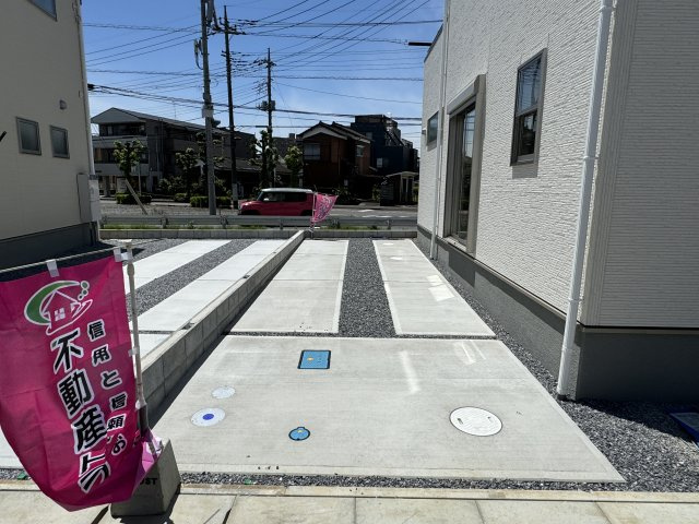 八潮市緑町１丁目新築戸建（緑町第６）の駐車場|7号棟駐車スペース・縦列２台駐車可