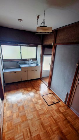 三番町貸アパートの内装