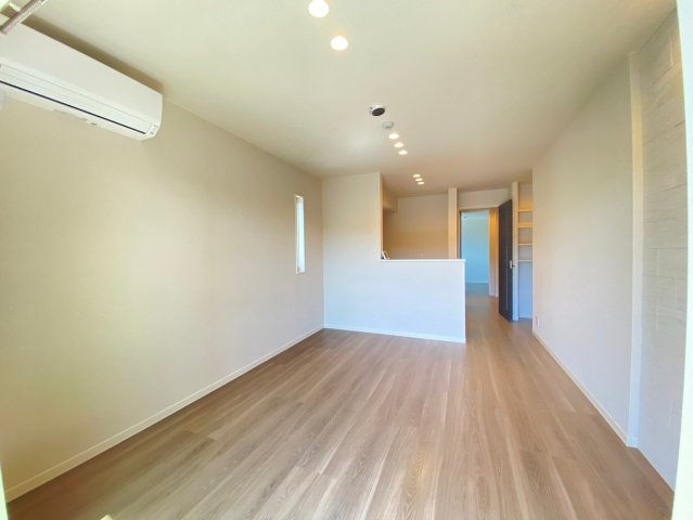 80HOUSEの居間・リビング