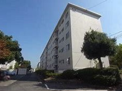 【外観】 | 神陵台東住宅52号棟　収益
