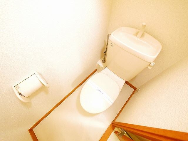 レオパレスＢｏｎｎｅ　ｊｏｕｒｎｅｅのトイレ|トイレもきれいです