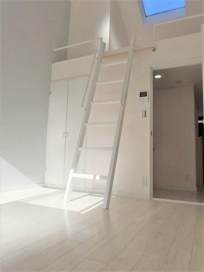 【寝室】