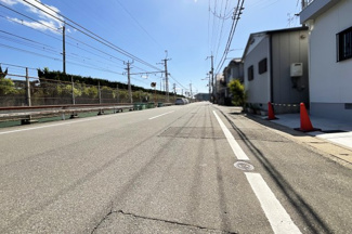 【前面道路含む現地写真】 | （株）ゆいホームでは、ご購入・ご売却・住宅ローンなどのあらゆるご相談にお応えします。まずはお気軽にお電話下さい。
