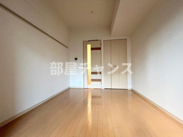 プレサンス泉シティアークの寝室